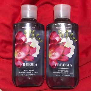NEW- Bath & Body Works- Freesia Body Wash